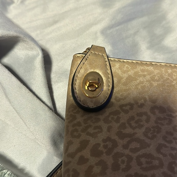 Wallet - Picture 3 of 4